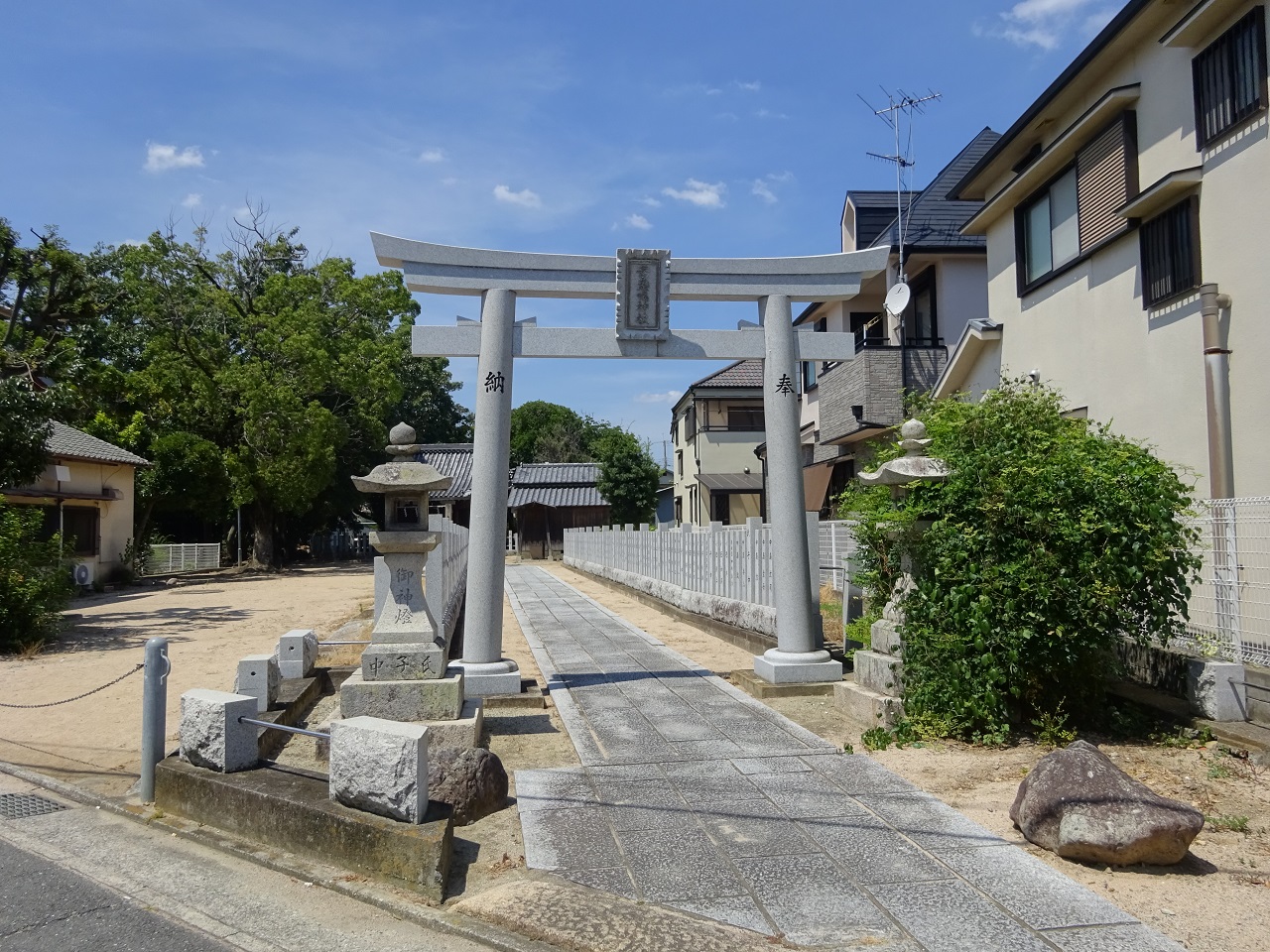 東野春日神社