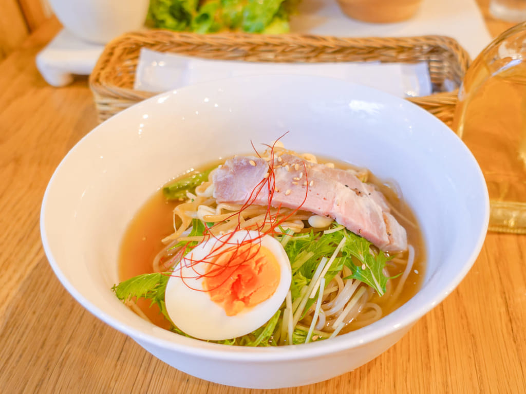 冷やしラーメン　イメージ