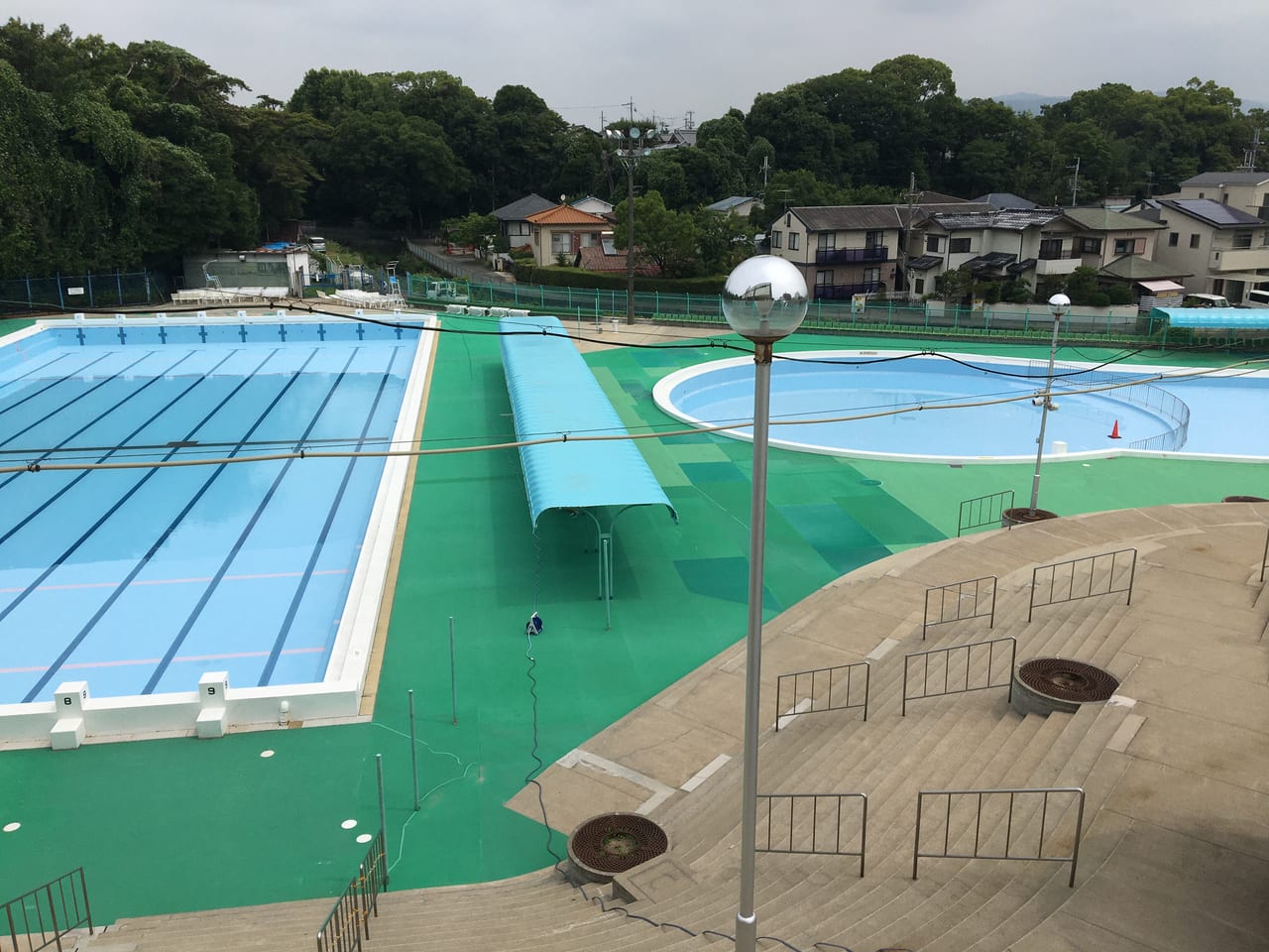 伊丹市 夏が来た 緑ケ丘プールの営業が開始されました 号外net 伊丹市