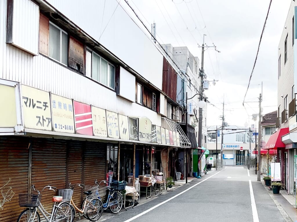 阪急稲野駅 ハニカムカフェ