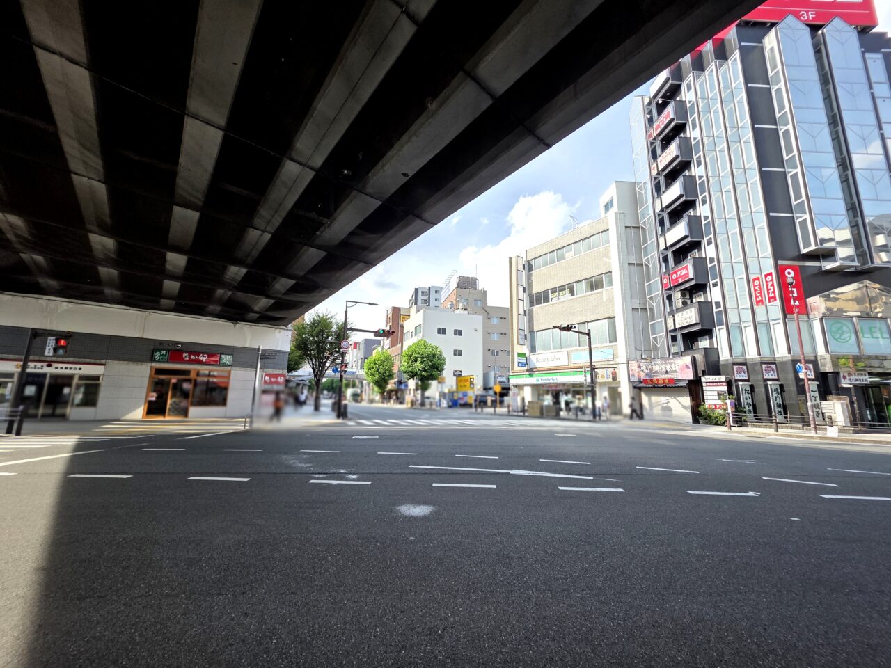 なか卯　交番