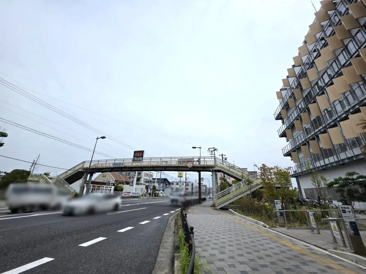 伊丹市役所前